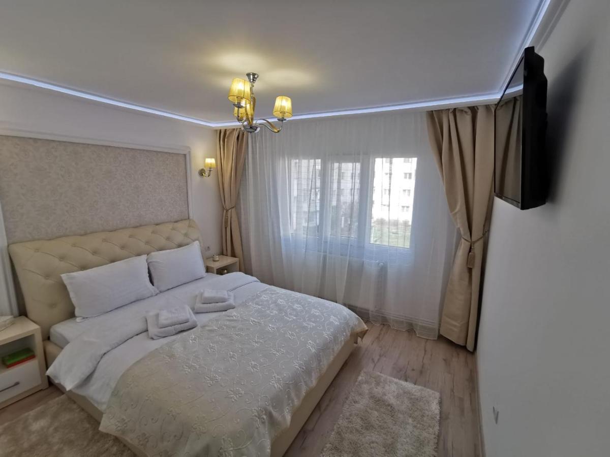 Apartament Gold Luxury Tîrgu Ocna Exteriér fotografie